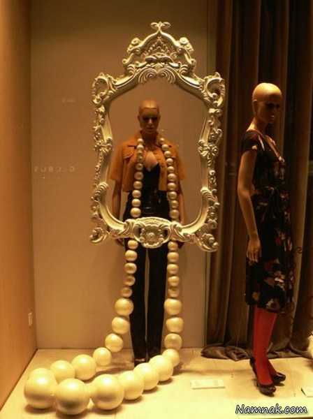 ویترین مغازه لباس فروشی